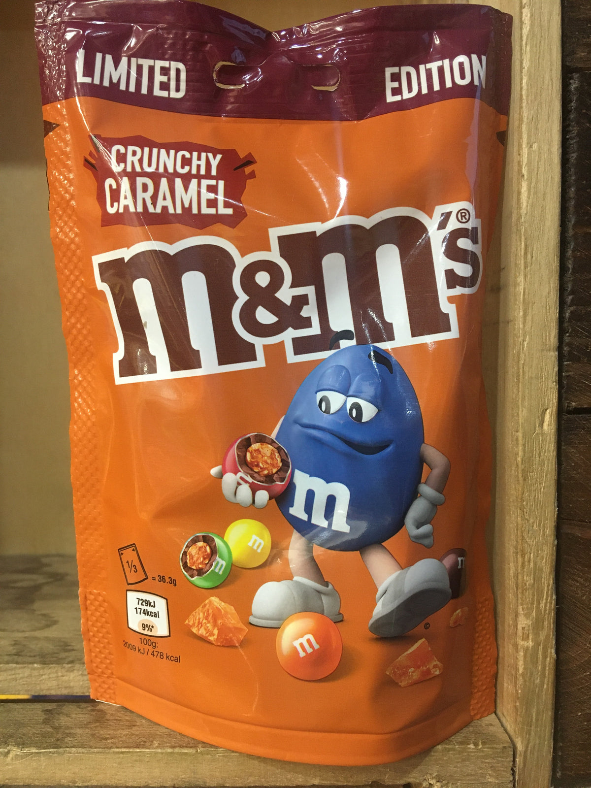 M&M's Crunchy Caramel Chocolate Pouch Bag 109g - We Get Any Stock